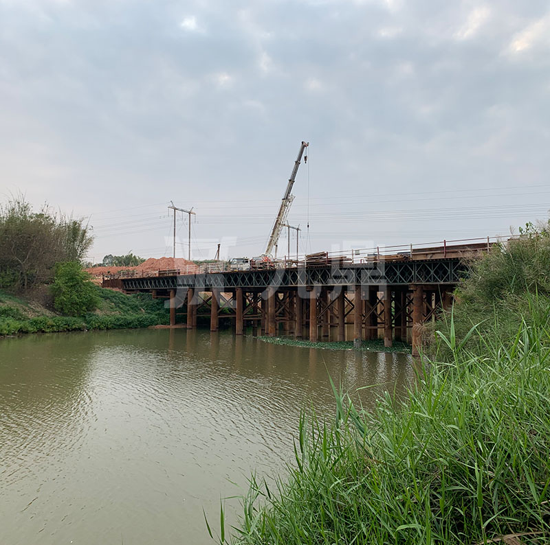 貝雷橋測量橋梁的跨中撓度